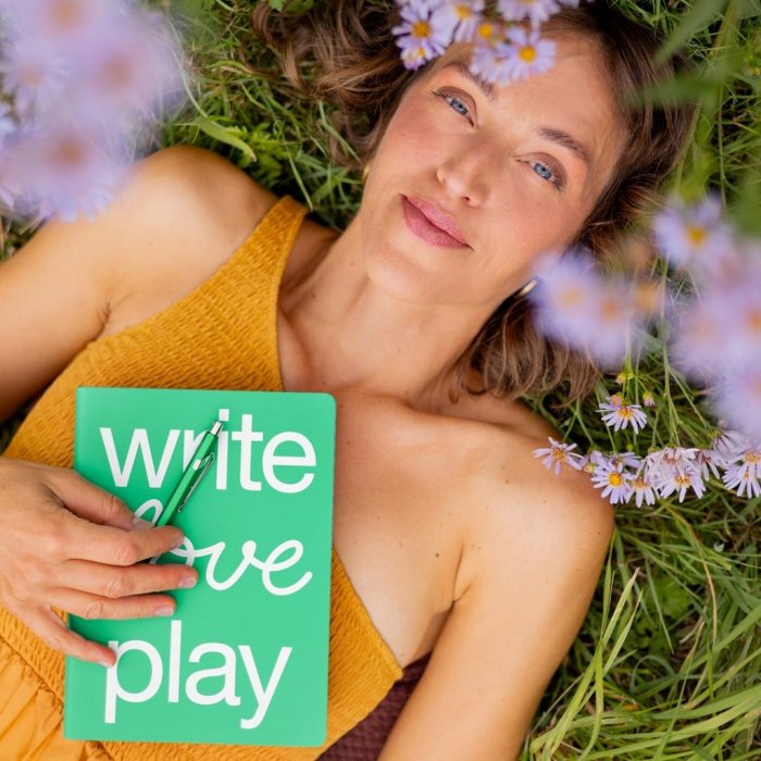 Nuuna Notitieboek Graphic A5 'Write Love Play'